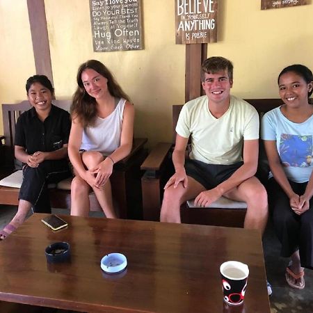 A-Manta Homestay Labuan Bajo Eksteriør bilde
